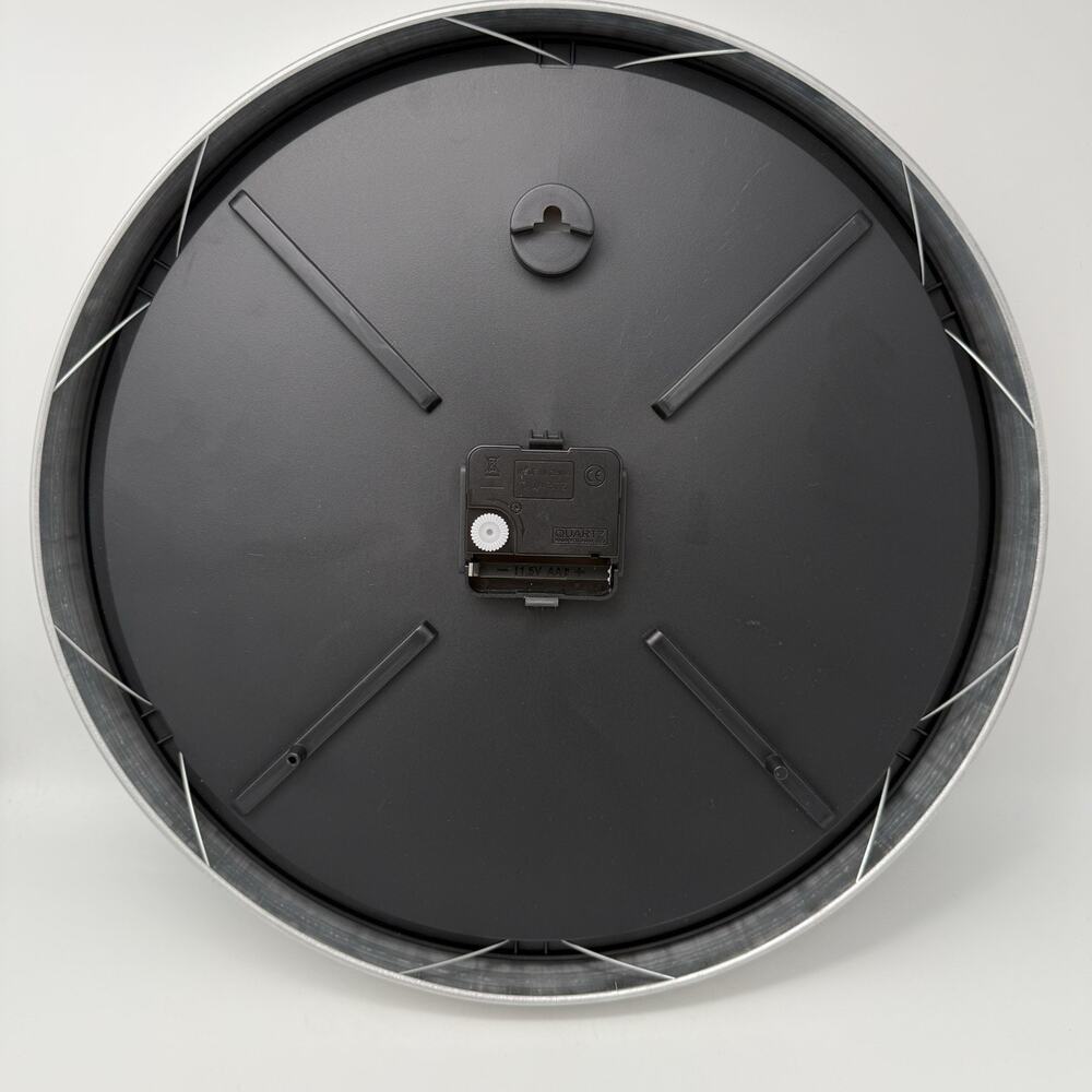 WinCraft Chrome 14” Clock NHL Pittsburgh Penguins Back To Back Champions - Picture 6 of 7